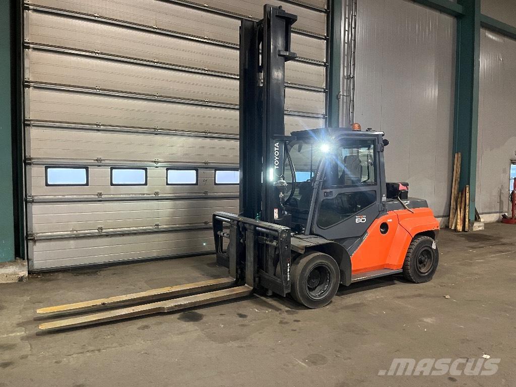 Toyota 40-8 FD 80 N Dyzeliniai krautuvai