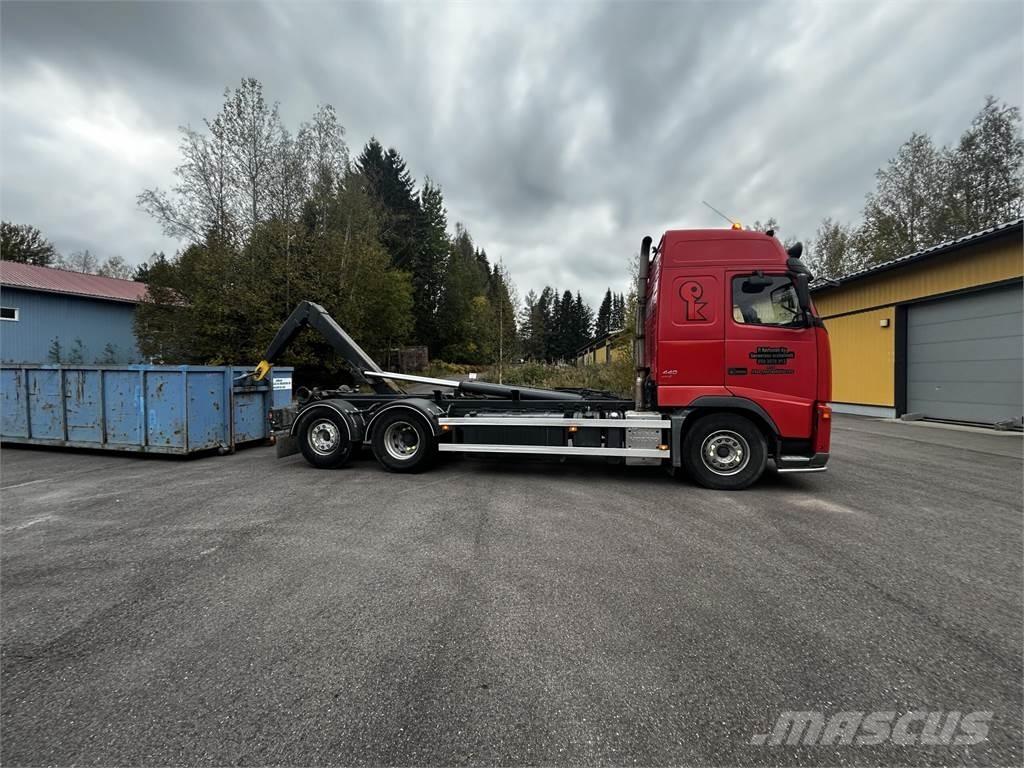 Volvo FH440 Sunkvežimiai su keliamuoju kabliu