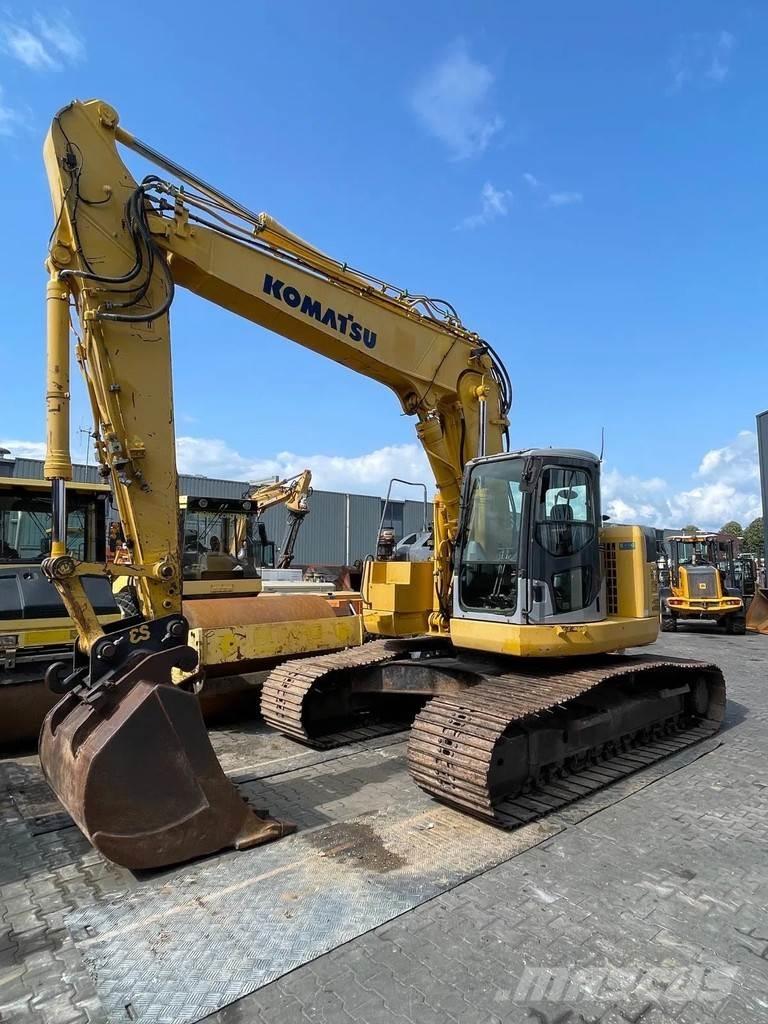 Komatsu PC228US-3 Vikšriniai ekskavatoriai