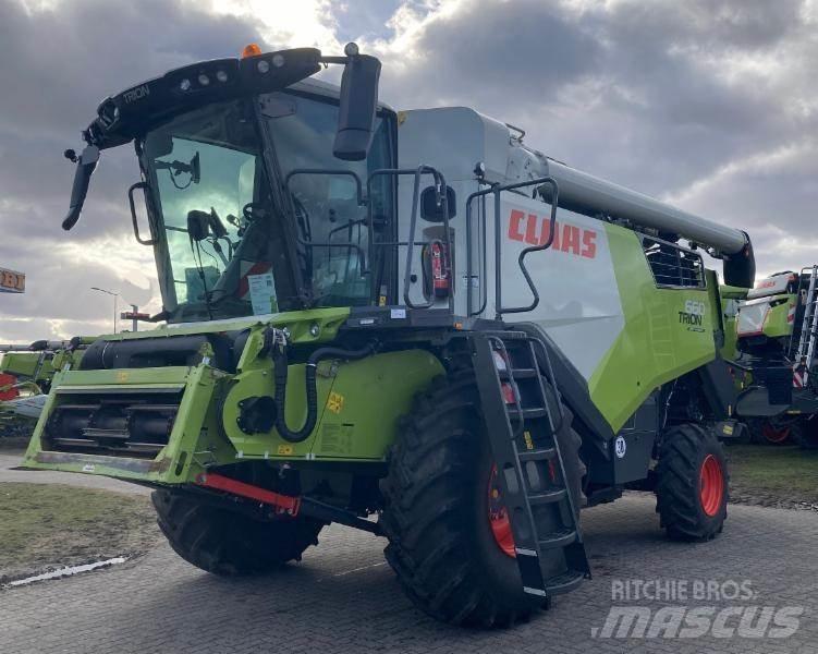 CLAAS TRION 660 Derliaus nuėmimo kombainai