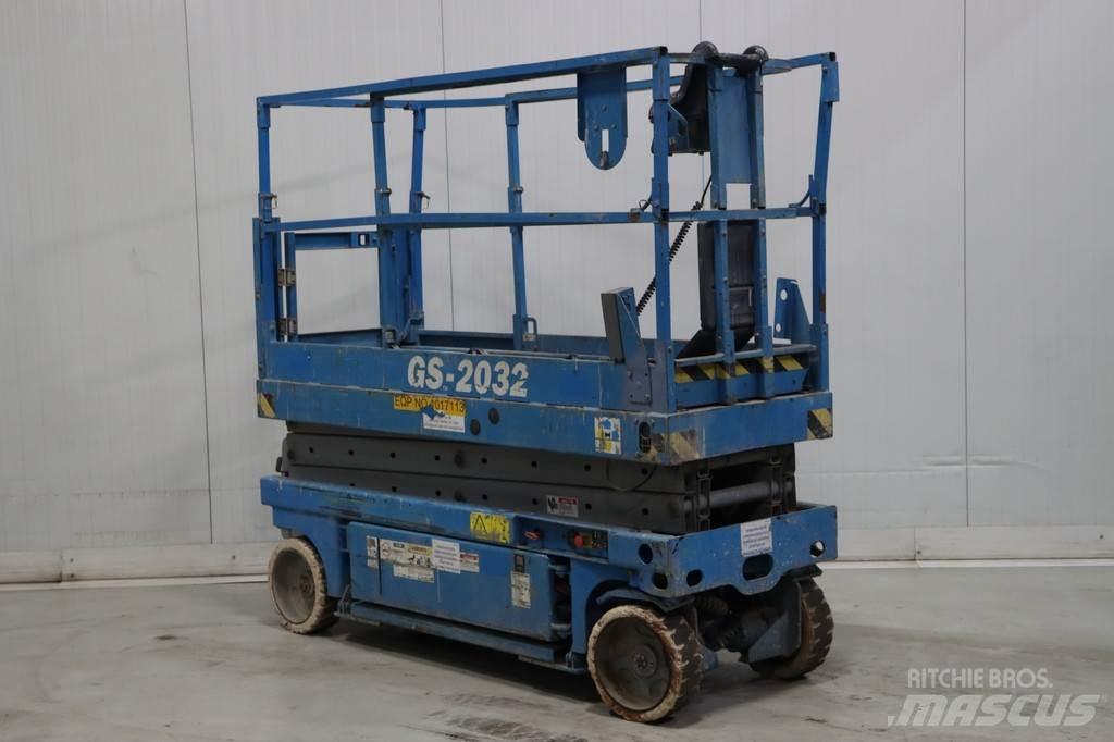 Genie GS-2032 Žirkliniai keltuvai