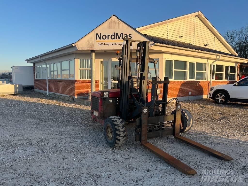 Moffett M4 25.3 Dyzeliniai krautuvai