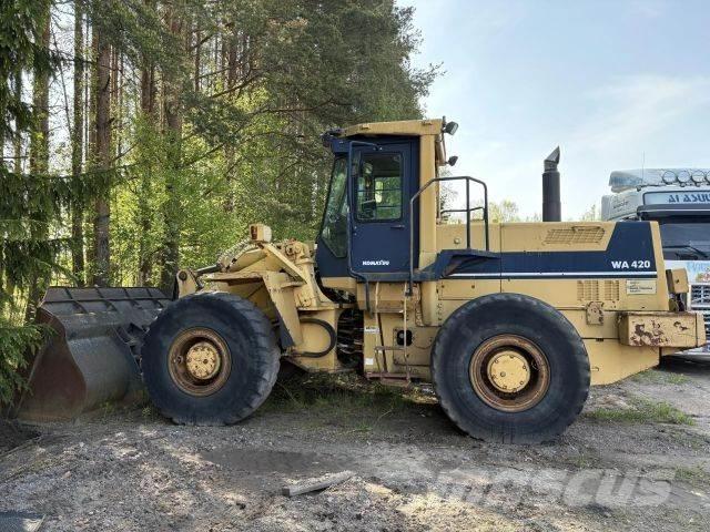 Komatsu WA420-1 Naudoti ratiniai krautuvai