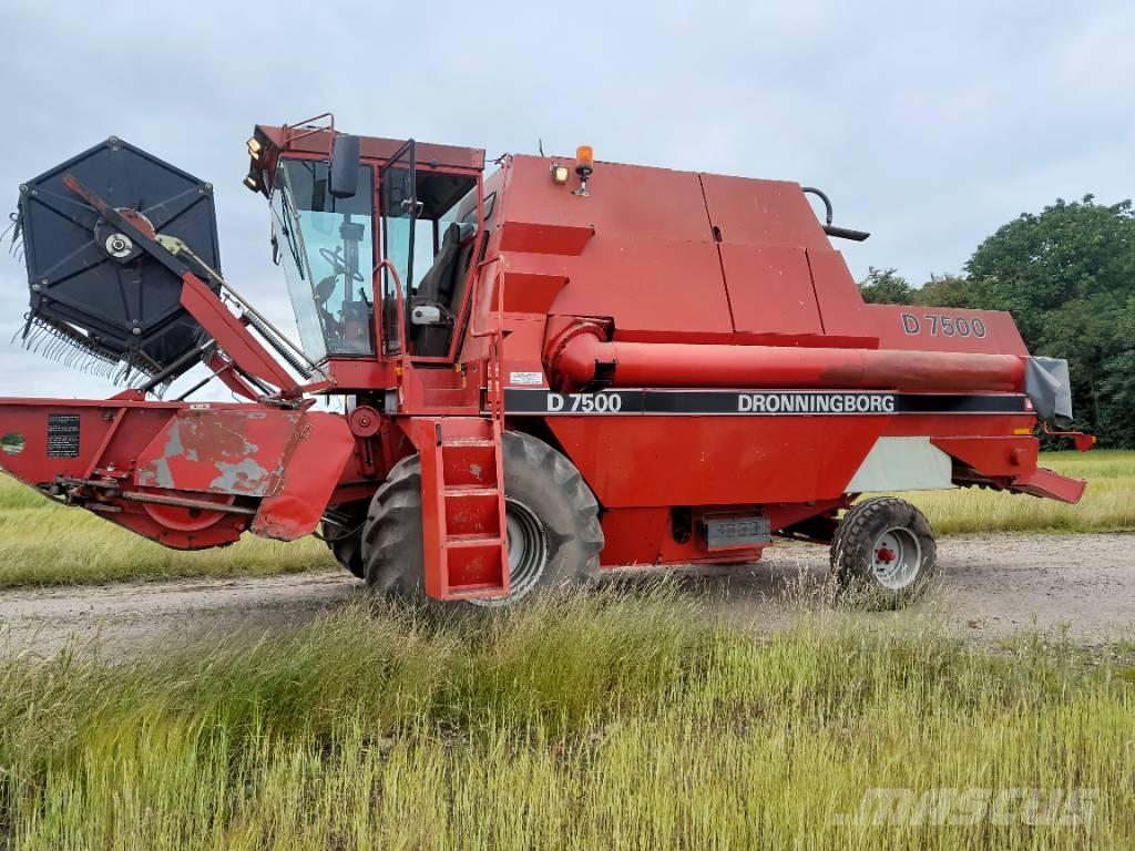 Dronningborg D 7500 Derliaus nuėmimo kombainai