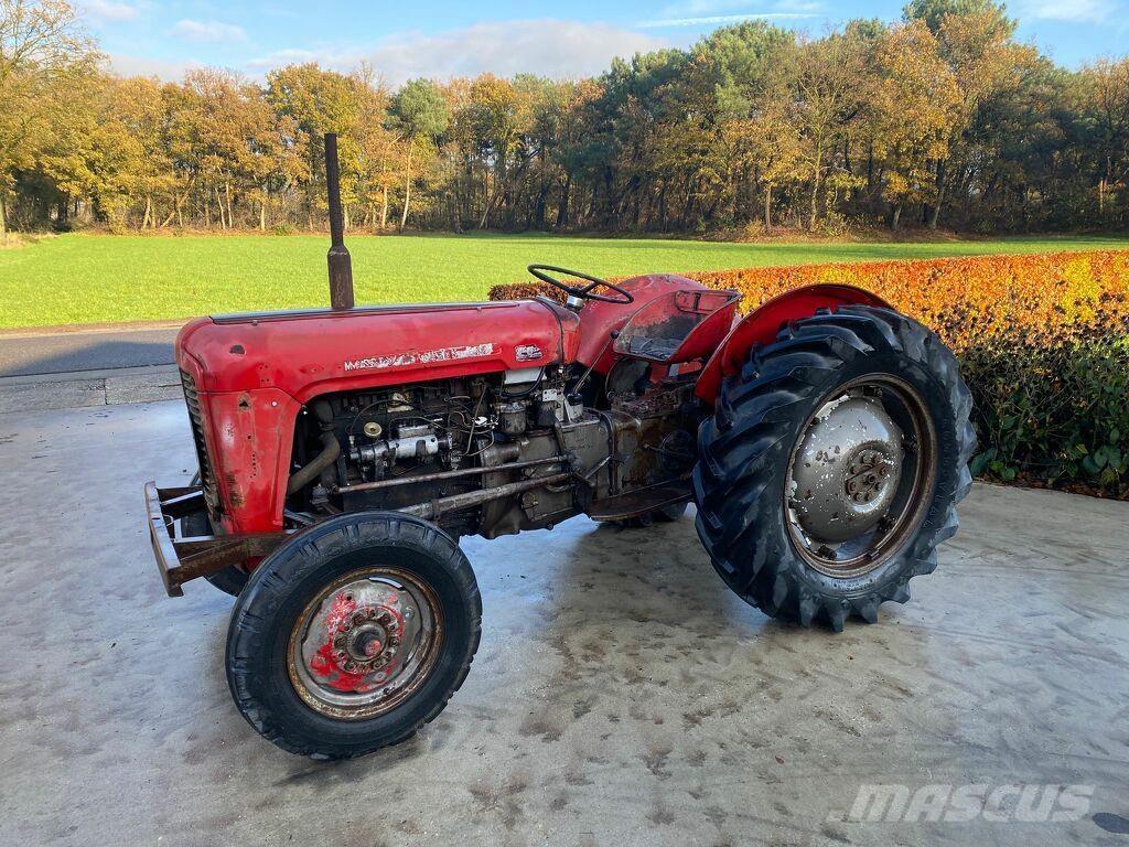Massey Ferguson 35 Traktoriai