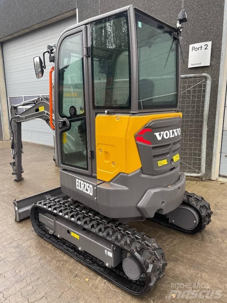 Volvo ECR25D Mini ekskavatoriai < 7 t