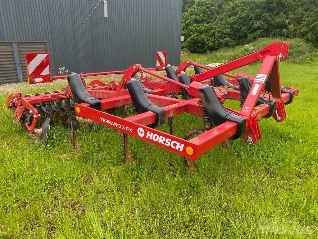 Horsch Terrano 3 FX Kultivatoriai