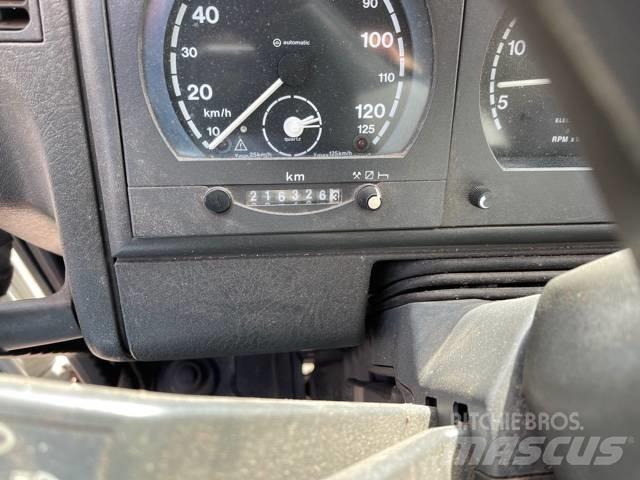 Iveco 80E15 Savivarčių priekabų vilkikai