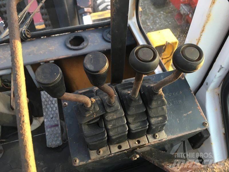 Kalmar DC15-1200 Dyzeliniai krautuvai