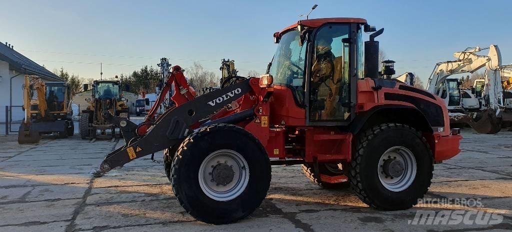 Volvo L 50 F Naudoti ratiniai krautuvai