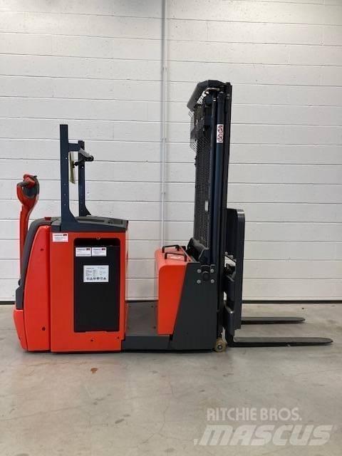 Linde L12AC/1171-01 Rankiniai vėžimėliai
