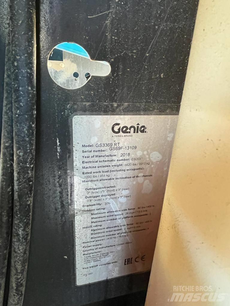 Genie 3369 Žirkliniai keltuvai