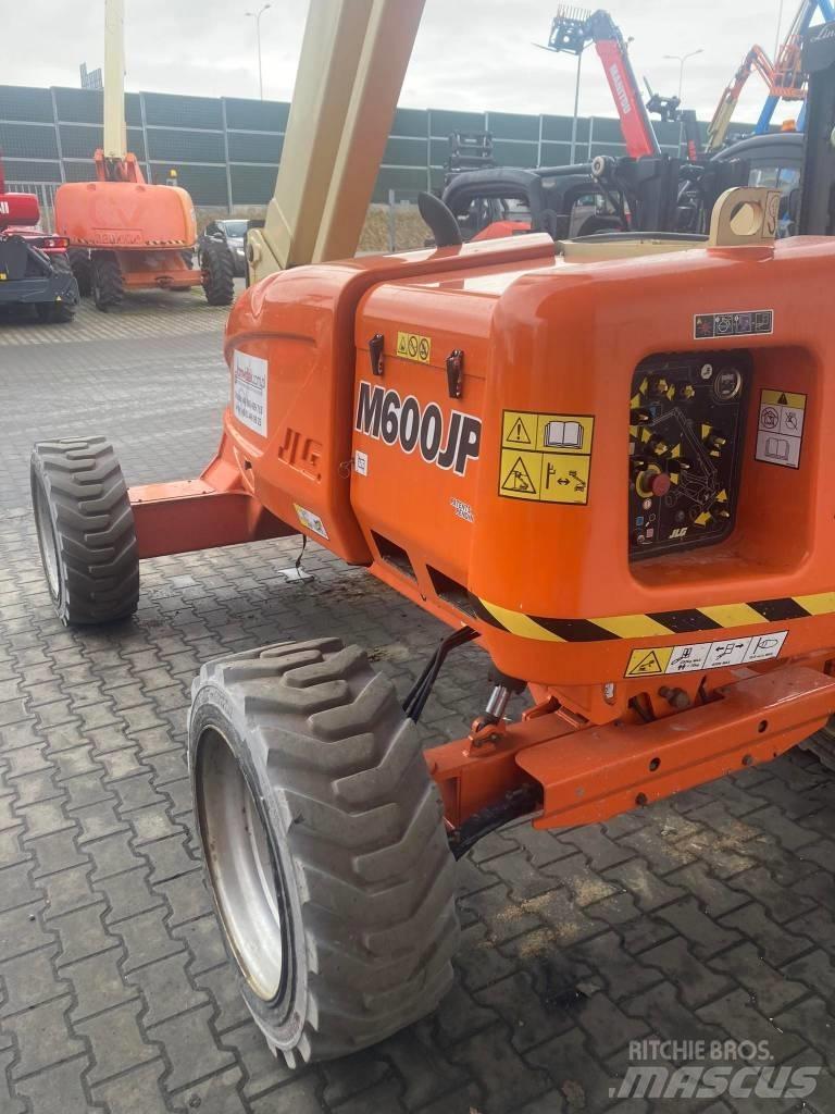 JLG M 600 JP Alkūniniai keltuvai