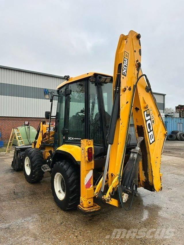 JCB 3CX Compact Ekskavatoriniai krautuvai