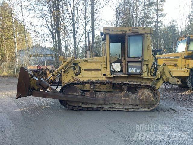CAT D5B 44x890 Vikšriniai buldozeriai