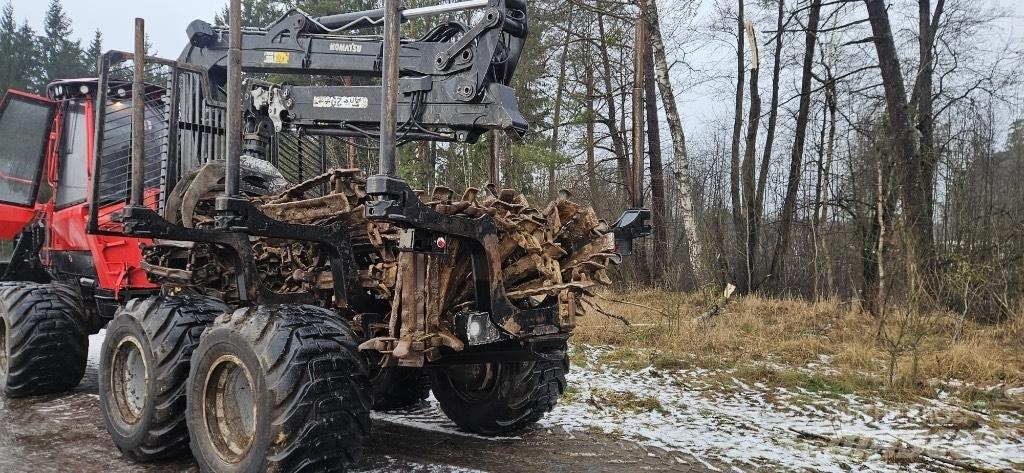 Komatsu 835 Naudoti miškovežiai (Forvarderiai)