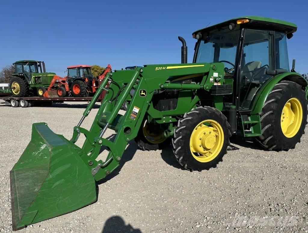John Deere 5075 E Traktoriai