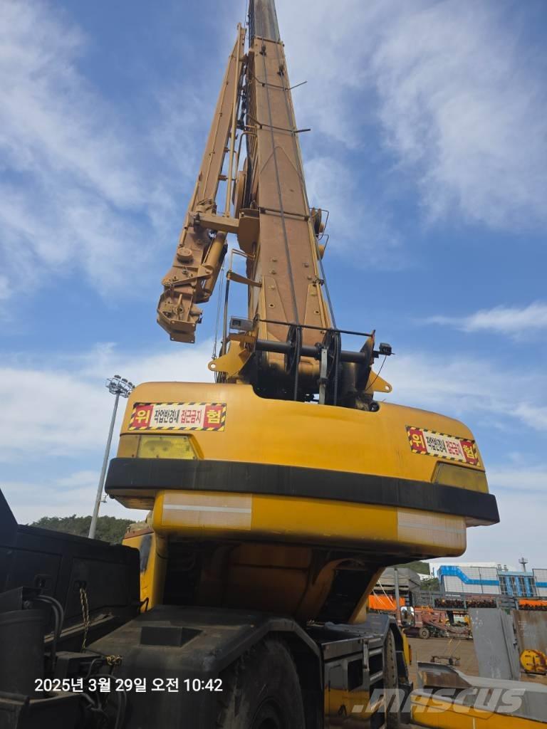 Kobelco RK 450 Neapdoroto reljefo kranai