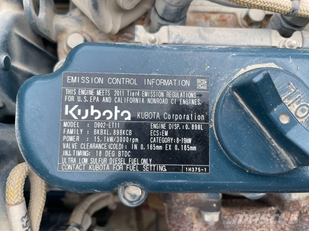 Bomag BW 90 AD-5 Porinių būgnų volai