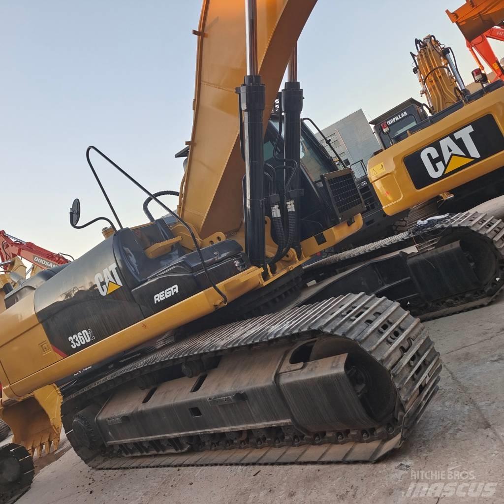 CAT 336 D Vikšriniai ekskavatoriai