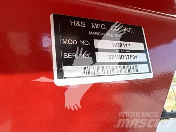 H&S 8117 Šieno grėbliai ir vartytuvai