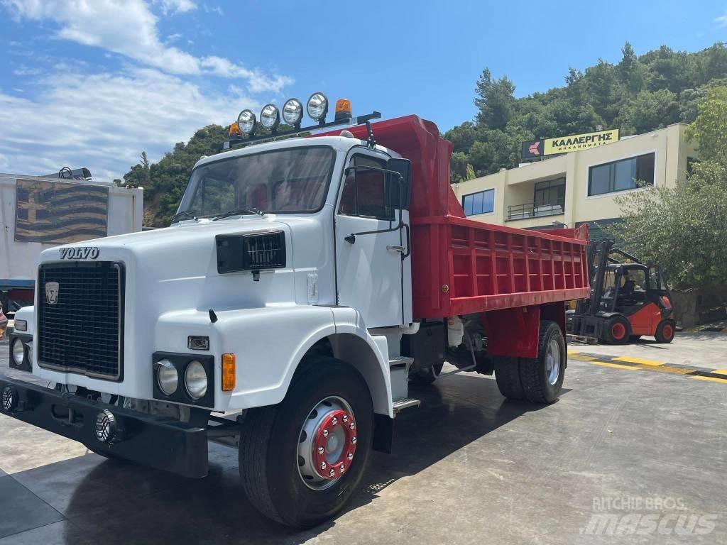 Volvo N10 ST Savivarčių priekabų vilkikai