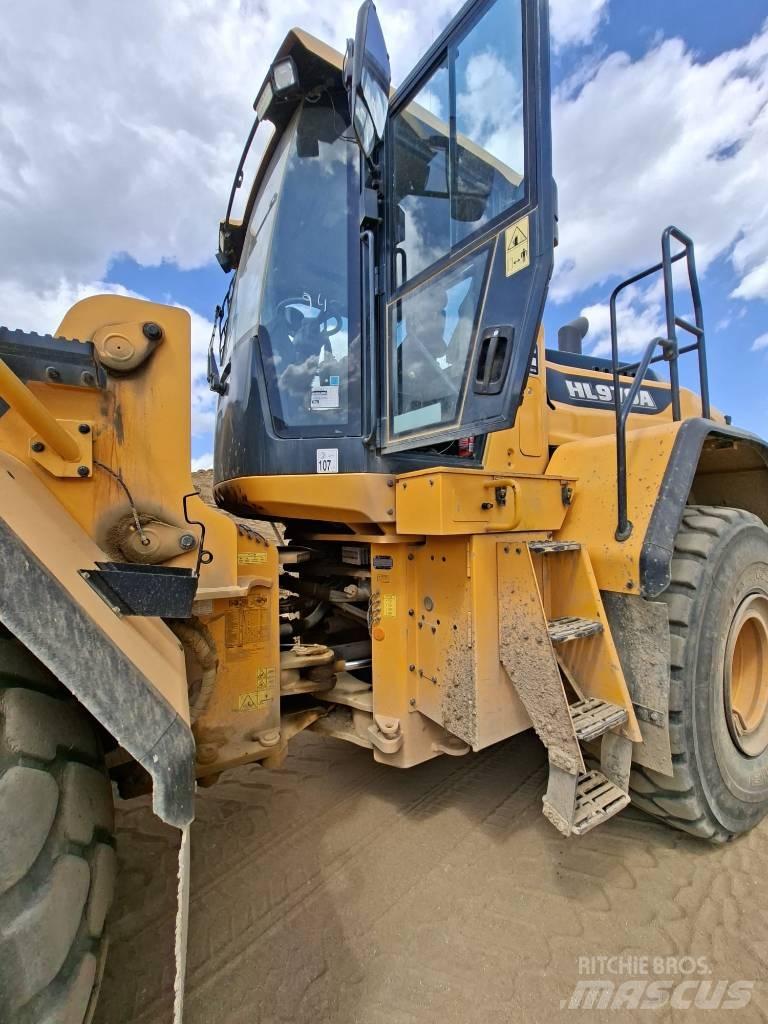 Hyundai HL970A Naudoti ratiniai krautuvai