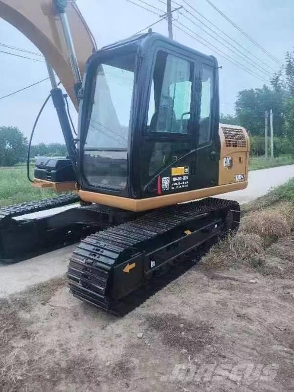 CAT 313 D2 GC Vikšriniai ekskavatoriai