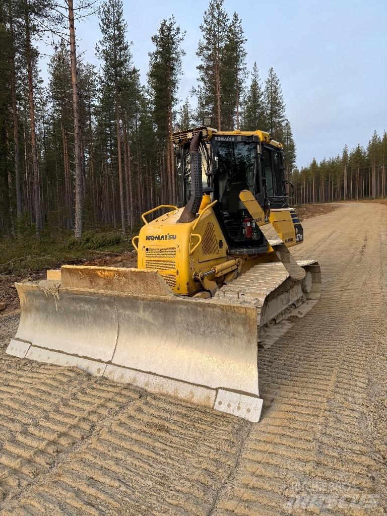 Komatsu D 37 PX-23 Vikšriniai buldozeriai