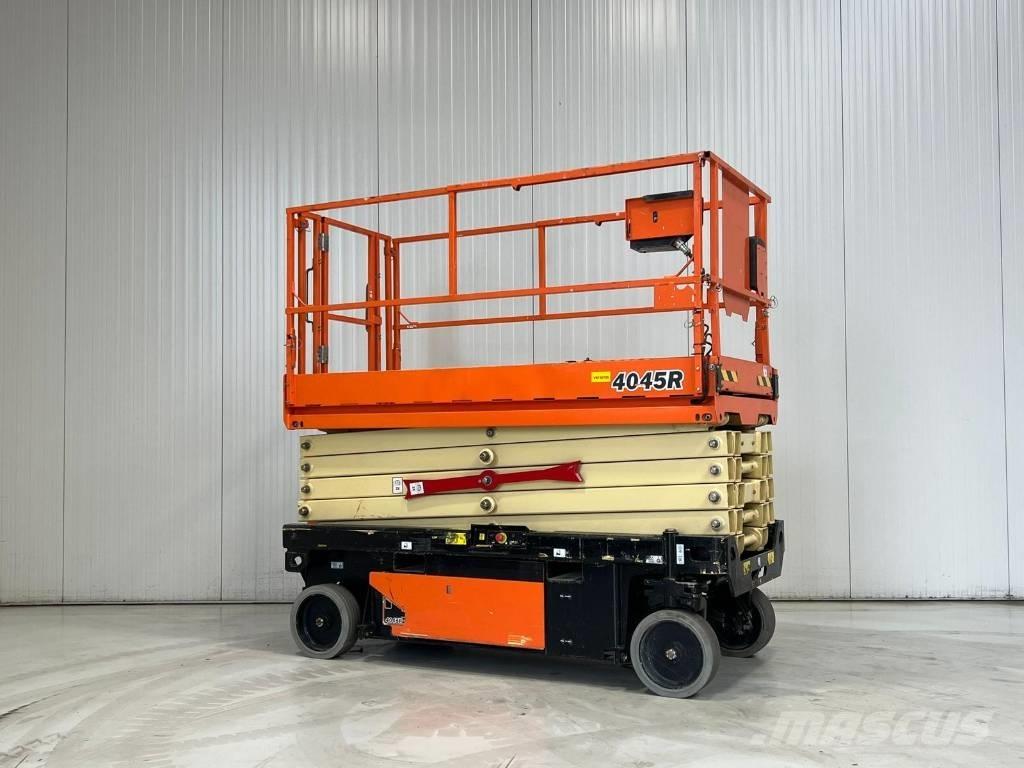 JLG 4045R Žirkliniai keltuvai