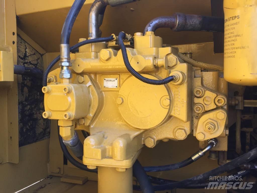 CAT 320 D Vikšriniai ekskavatoriai