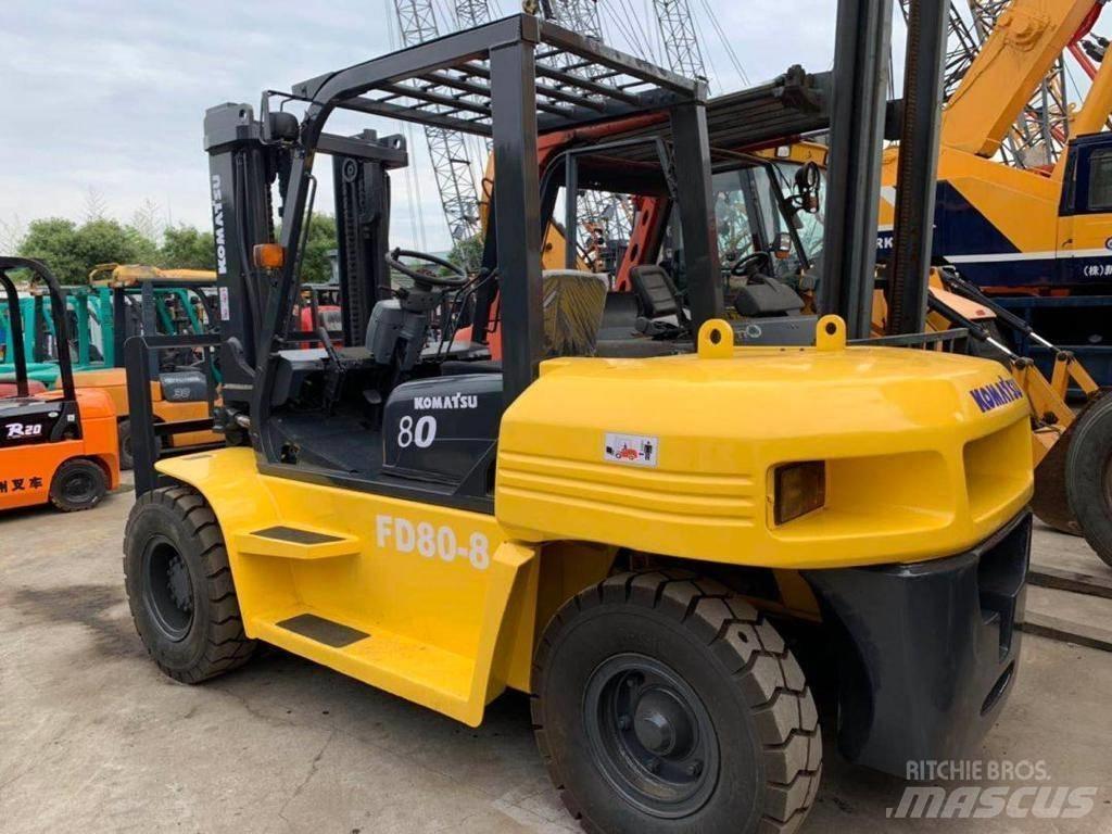 Komatsu 8 Ton Dyzeliniai krautuvai