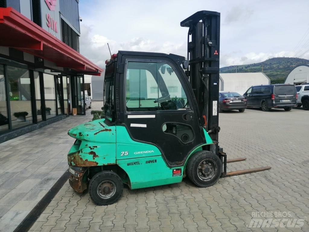 Mitsubishi FD25N Dyzeliniai krautuvai