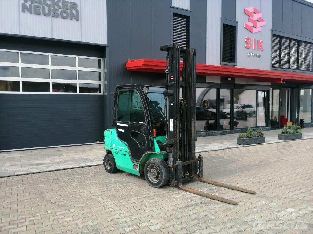 Mitsubishi FD25N Dyzeliniai krautuvai