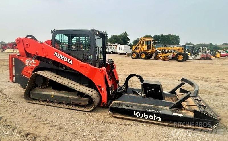 Kubota SVL 95-2 Krautuvai su šoniniu pasukimu