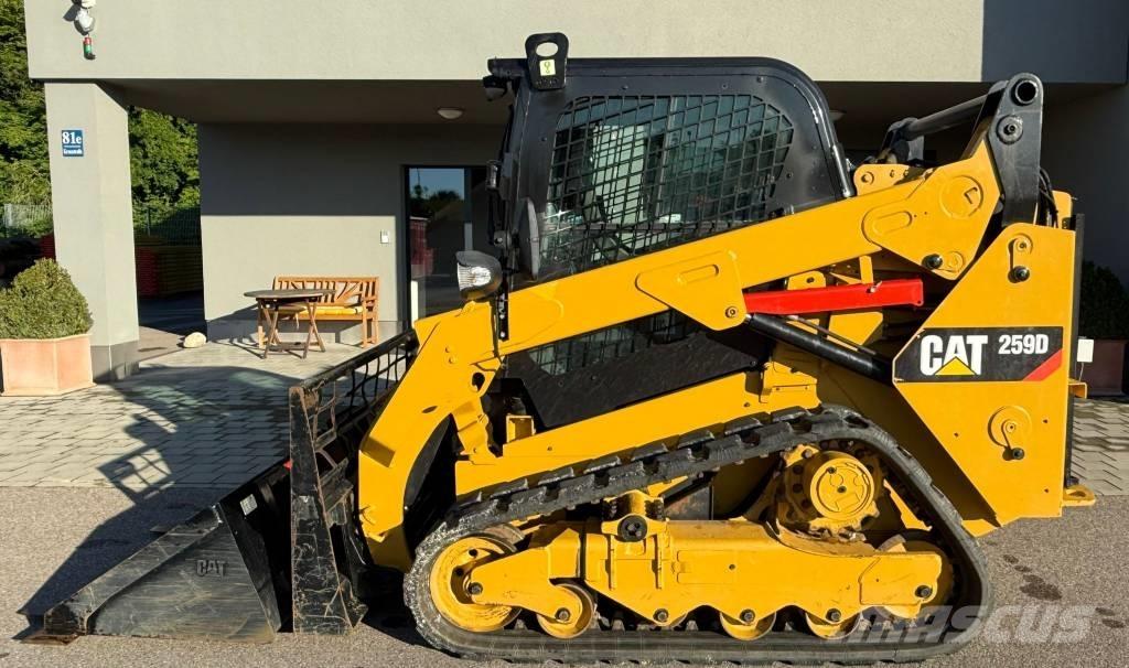 CAT 259D Krautuvai su šoniniu pasukimu