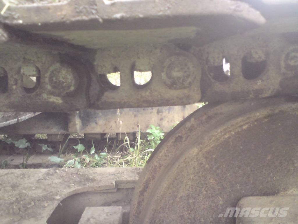CAT 235 C Vikšriniai ekskavatoriai