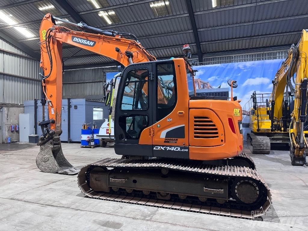 Doosan DX 140 LCR-5 Vikšriniai ekskavatoriai