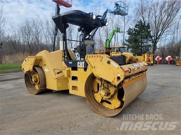 CAT CB64 Vieno būgno volai