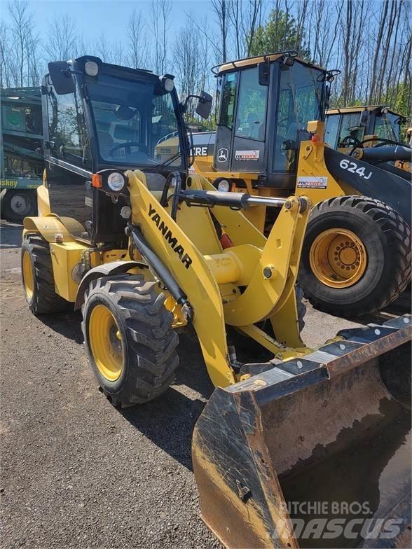 Yanmar V8 Naudoti ratiniai krautuvai