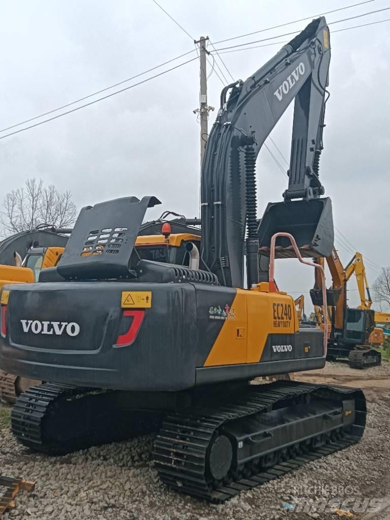 Volvo EC 240 Vikšriniai ekskavatoriai