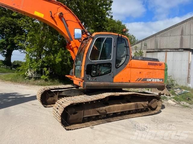 Doosan DX 225 LC Vikšriniai ekskavatoriai