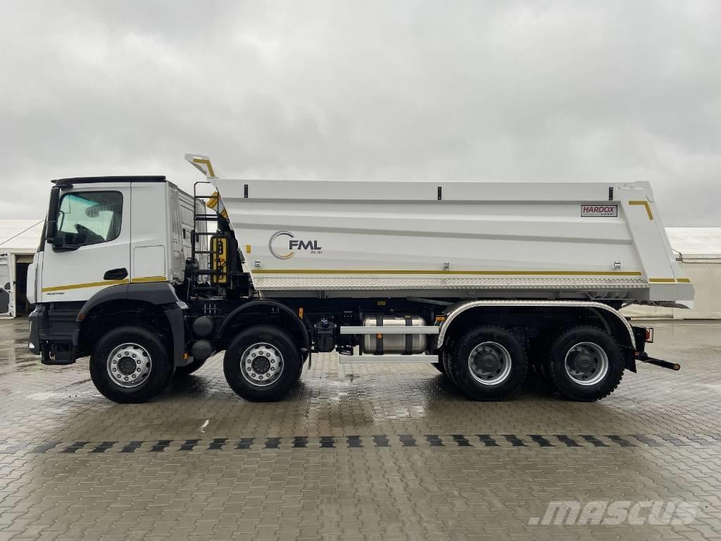 Mercedes-Benz 4143 Savivarčių priekabų vilkikai