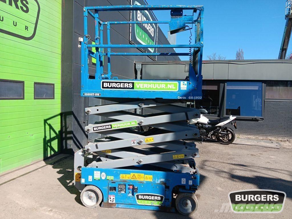 Genie GS-1932 Žirkliniai keltuvai