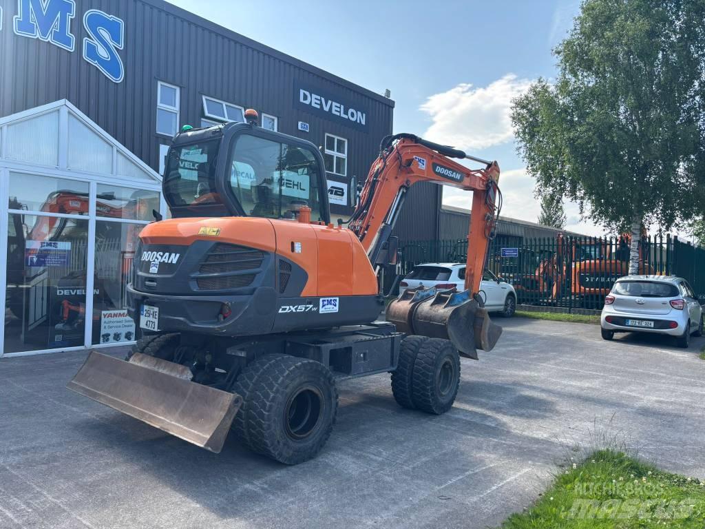 Doosan DX 57 W-5 Ratiniai ekskavatoriai