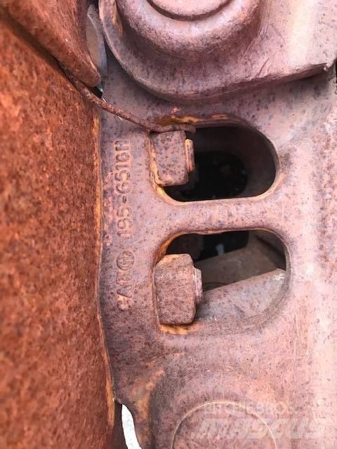 CAT D 6 Vikšrai, grandinės ir važiuoklės
