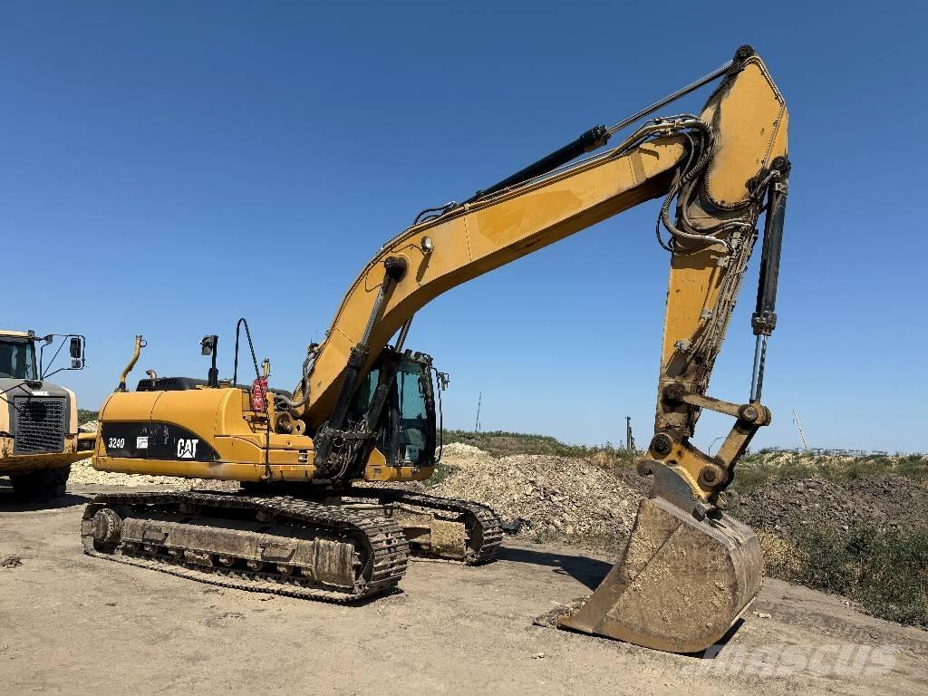 CAT 324 D Vikšriniai ekskavatoriai