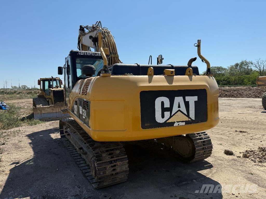 CAT 324 D Vikšriniai ekskavatoriai