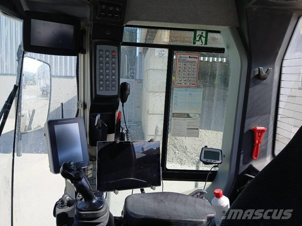 Liebherr L 550 Naudoti ratiniai krautuvai