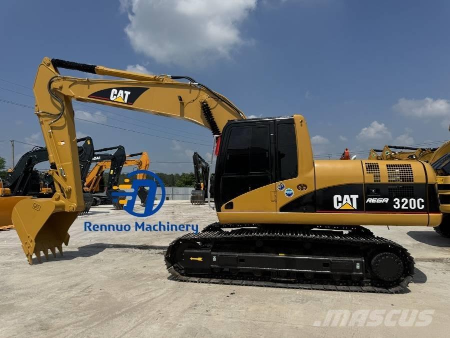 CAT 320C Vikšriniai ekskavatoriai
